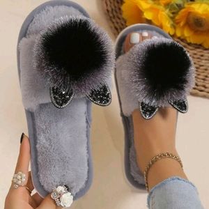 Pompom Animal Head Slippers With Sequin Ears (8-8.5)